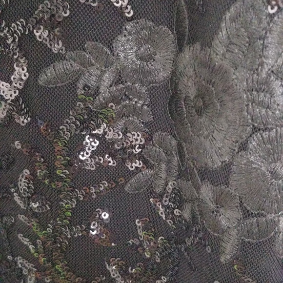 Cowl back sequined mini dress - Picture 4 of 4